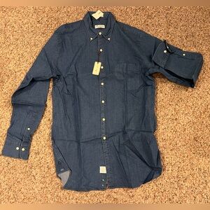 NWT Peter Millar Men's Crown Vintage Chambray Button Up Shirt